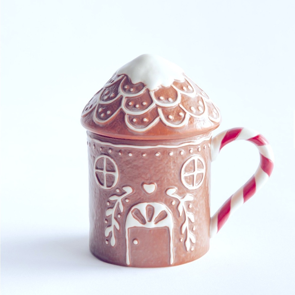 Gingerbread House Pottery Barn Lidded Mug